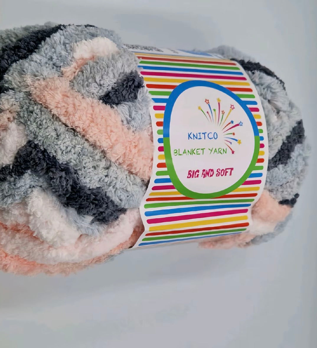 2 × 250g Knitco Big & Soft Blanket Yarn 30m
100% Polyester Knitting - Crochet Yarn