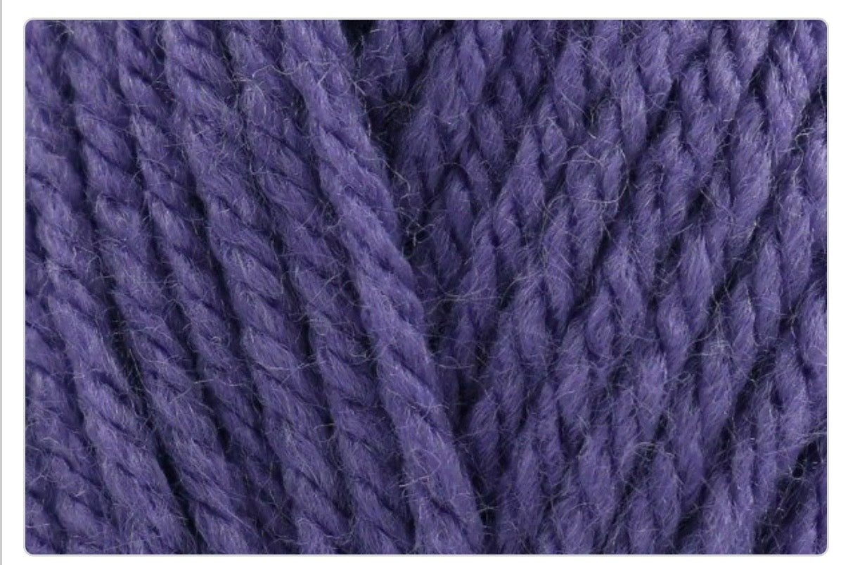 Wendy Supreme Chunky 1 x 100g ball 100% Acrylic