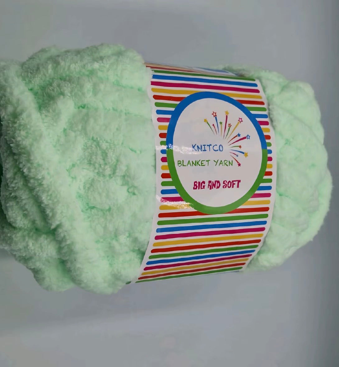 2 × 250g Knitco Big & Soft Blanket Yarn 30m
100% Polyester Knitting - Crochet Yarn