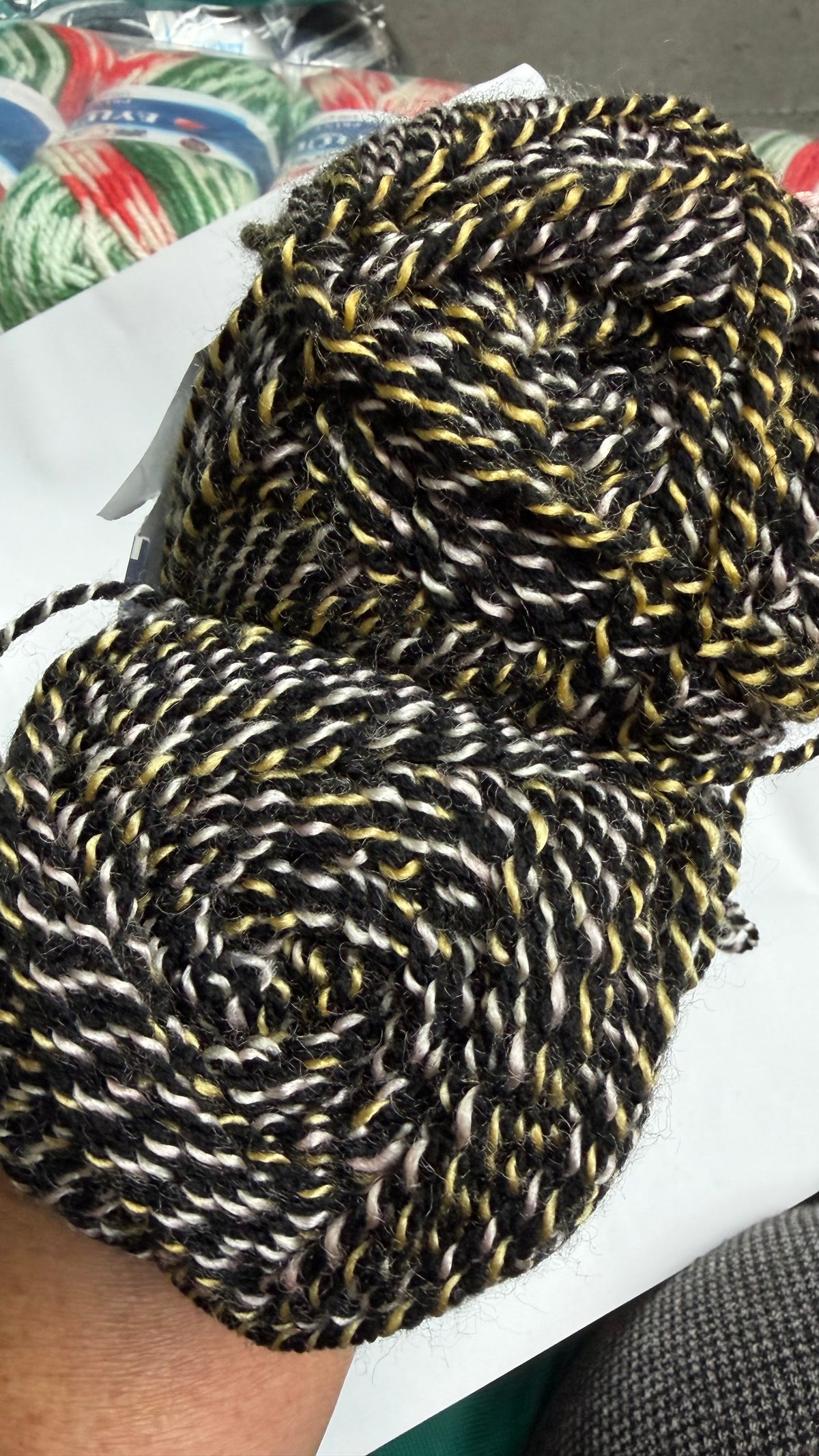 CLEARANCE - 2 x 100g Twister Yarn - YARN ONLY NO NEEDLES AS STATED ON LABELS