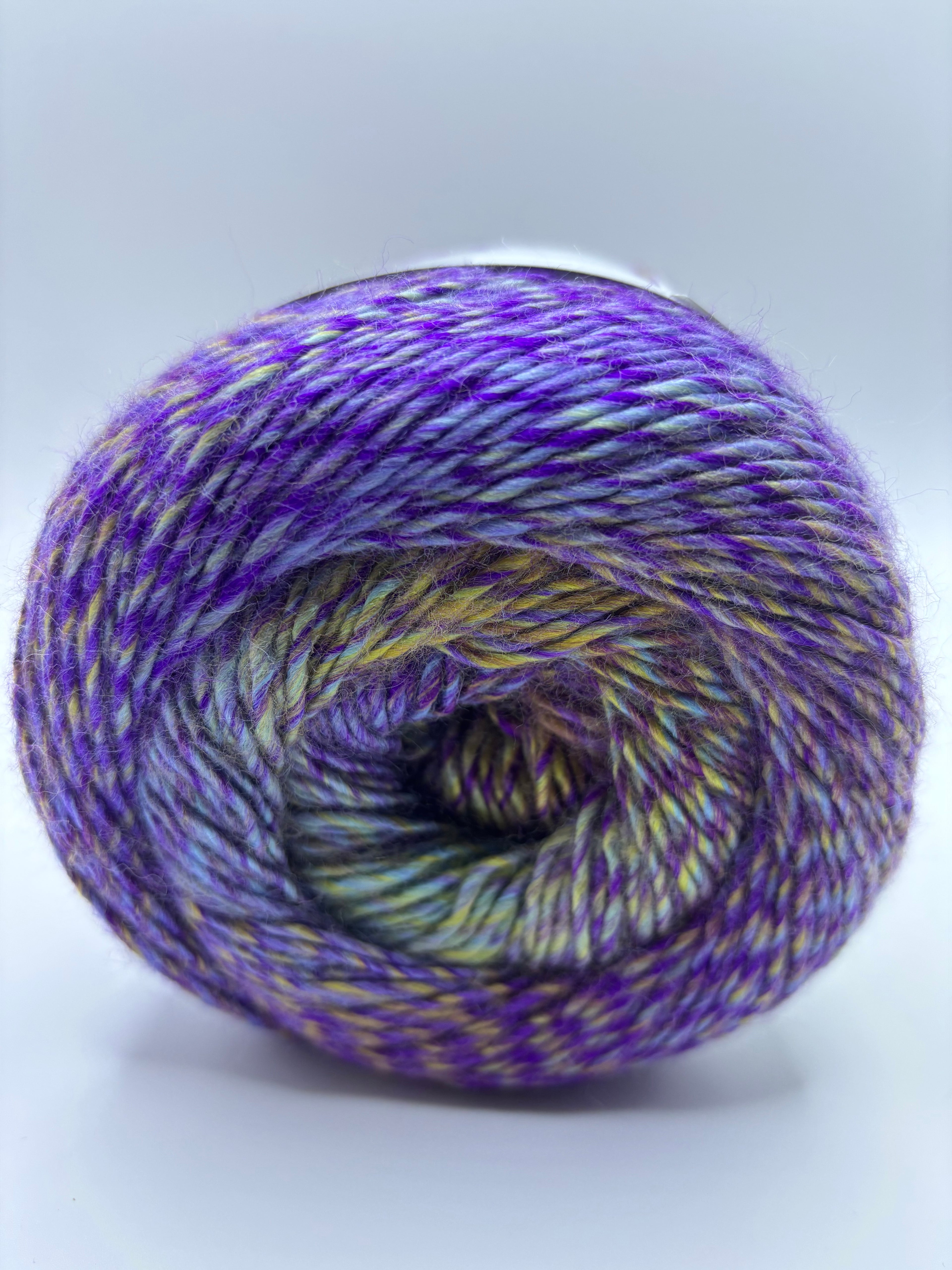YarnArt Mirage 1 x 150g (500m) per ball 80% Acrylic 20% Wool Available in 16 Colourways