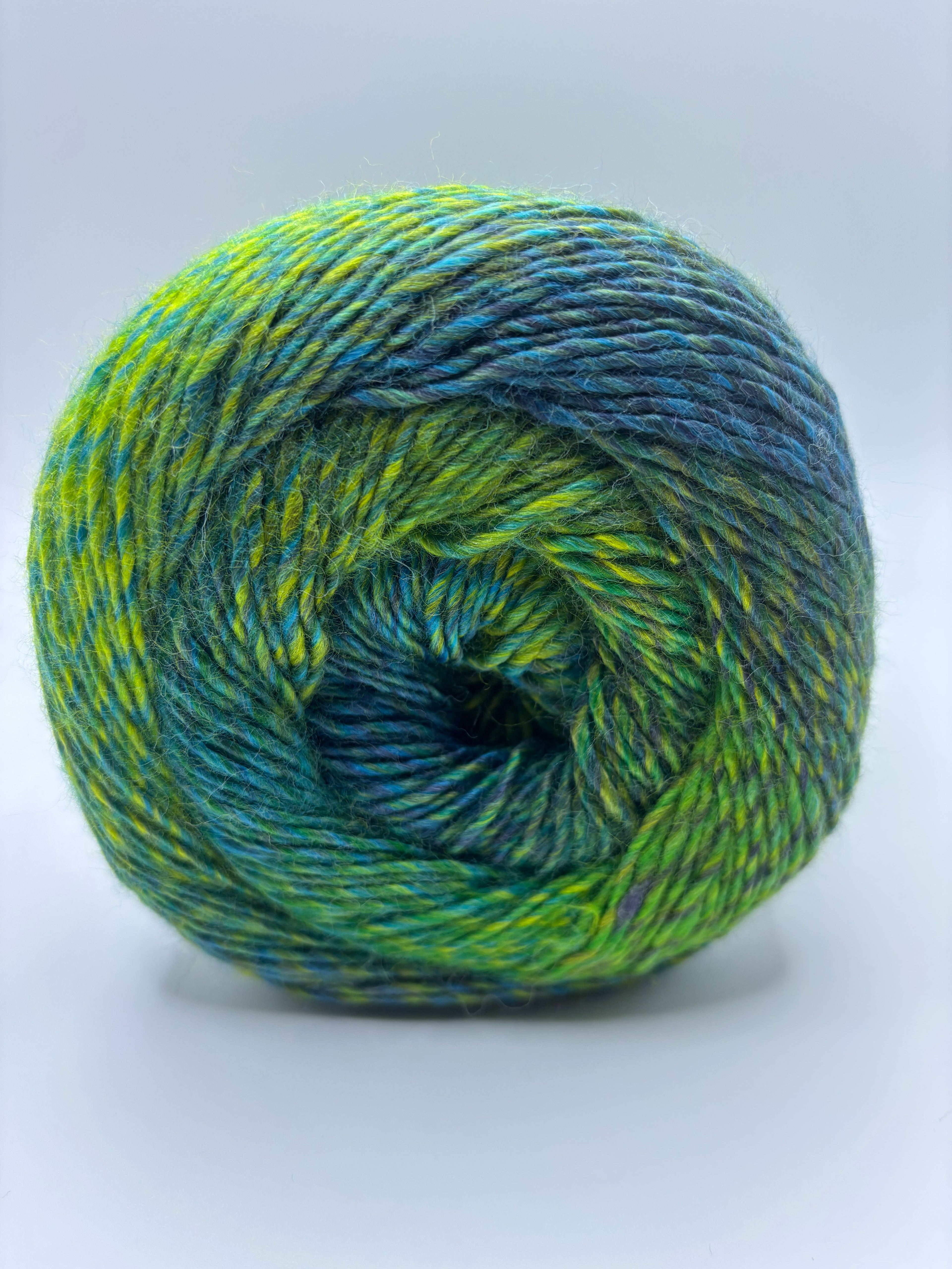 YarnArt Mirage 1 x 150g (500m) per ball 80% Acrylic 20% Wool Available in 16 Colourways