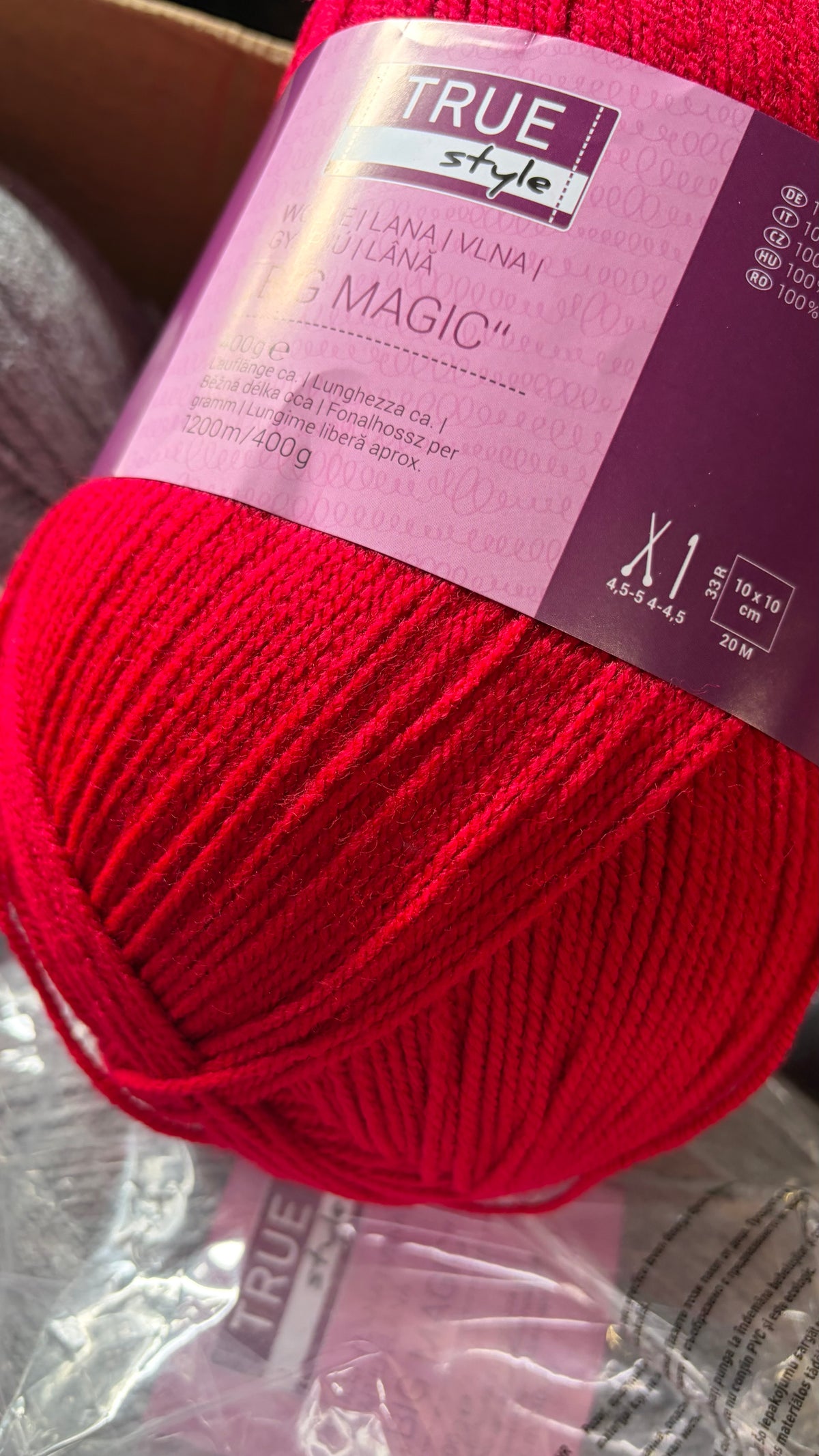 CLEARANCE - True Style 1 x 400g Red DK