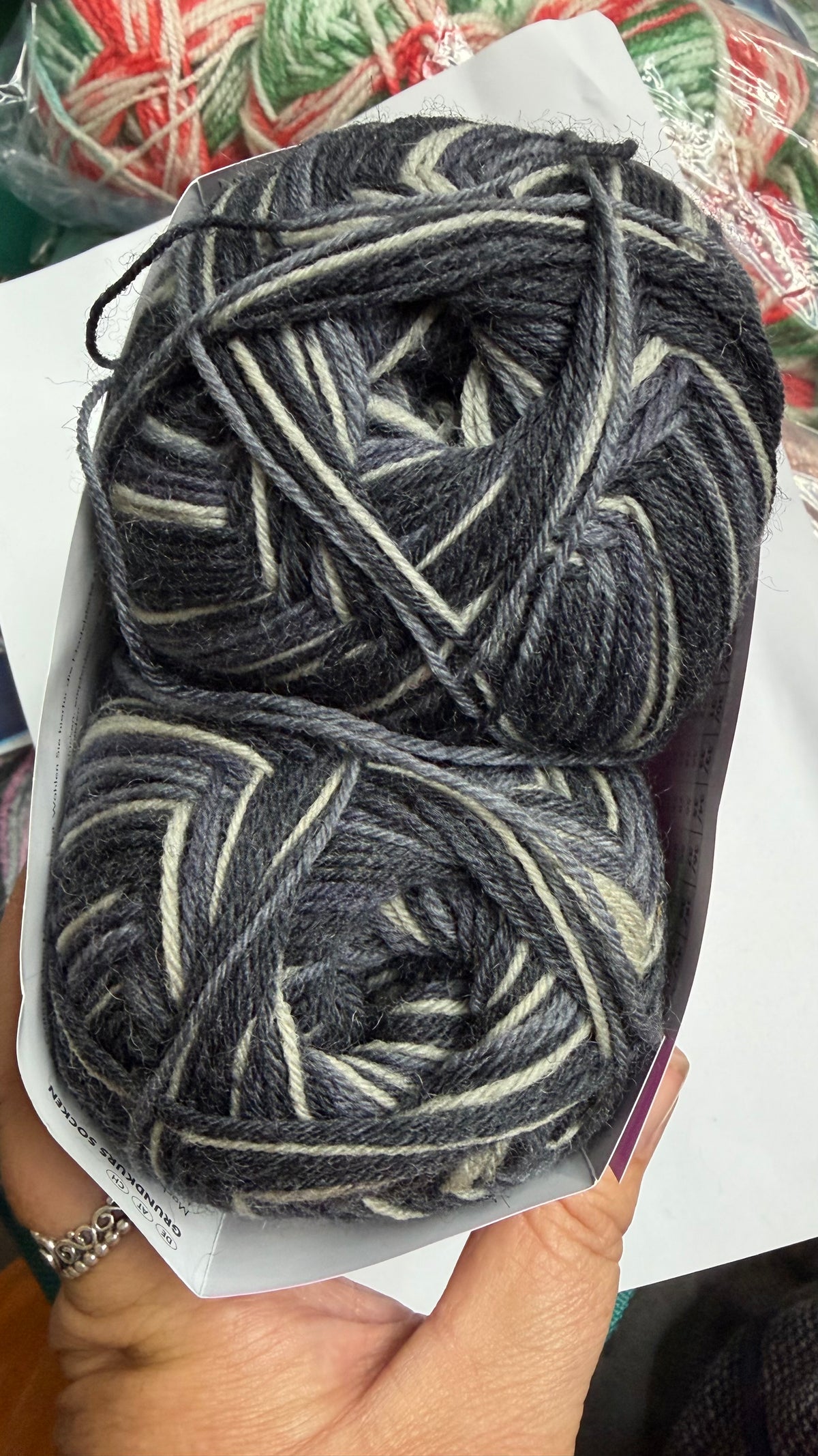 CLEARANCE - sock yarn 2 x 100g CONTAINS WOOL
