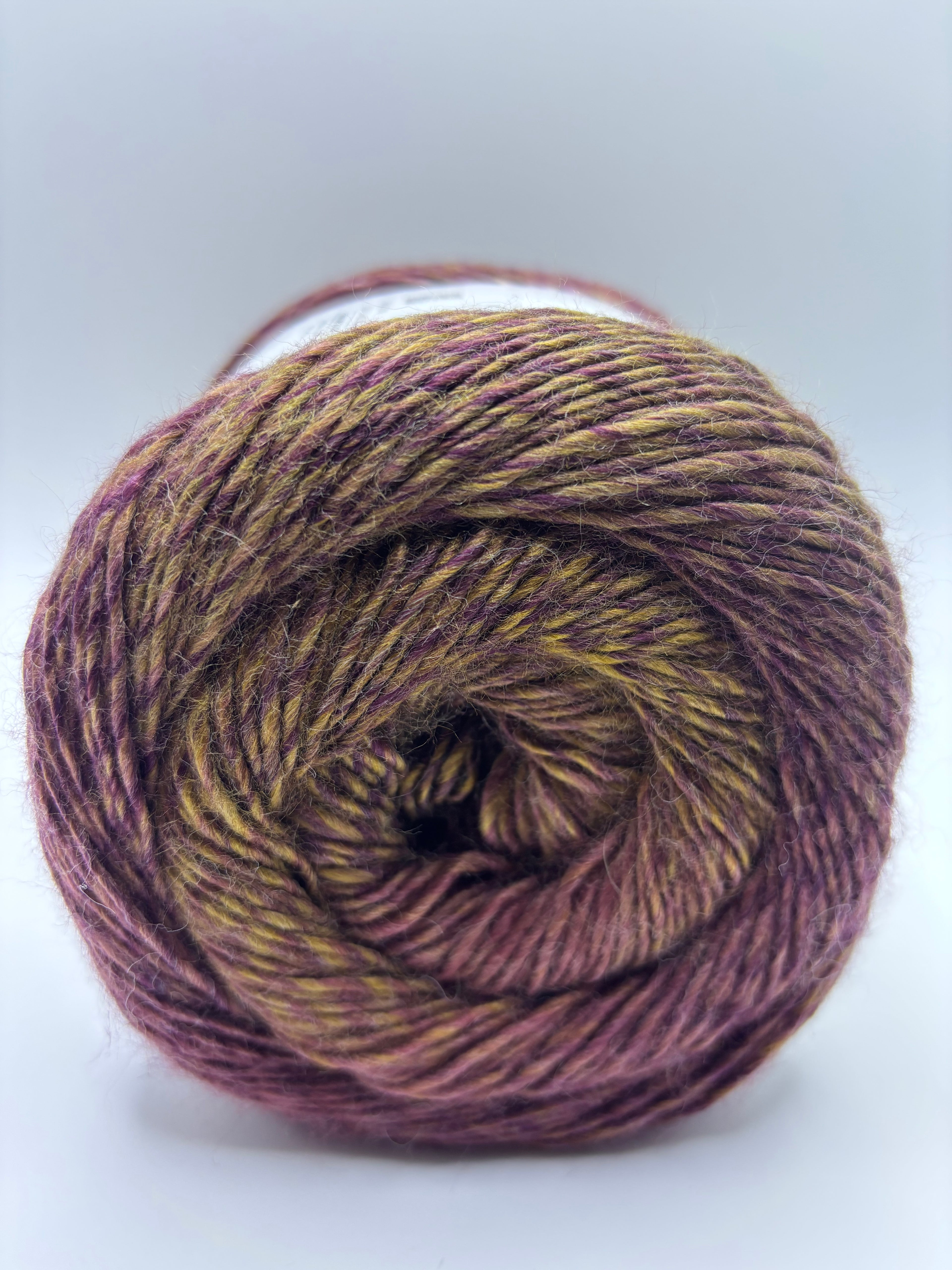 YarnArt Mirage 1 x 150g (500m) per ball 80% Acrylic 20% Wool Available in 16 Colourways