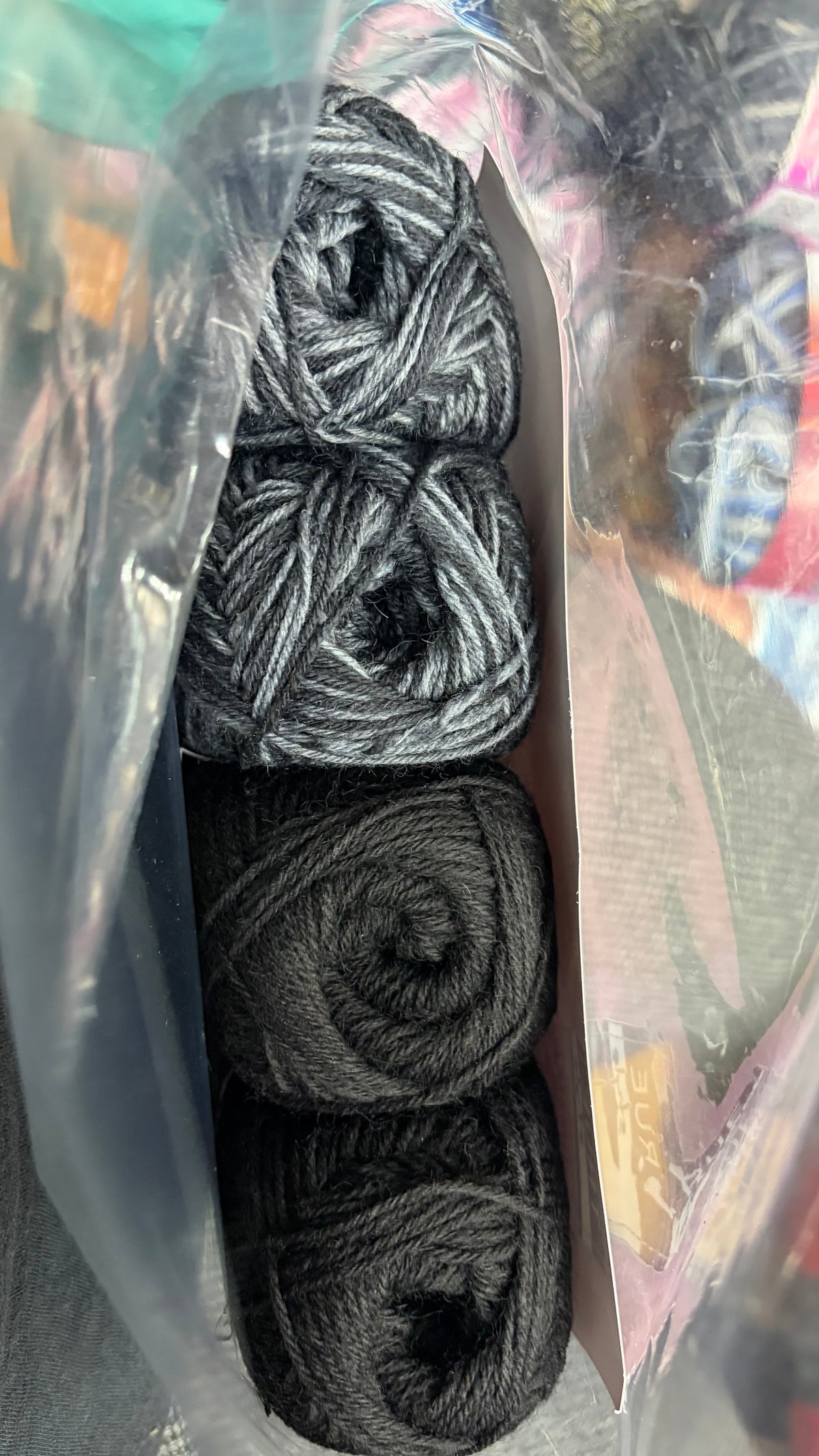 CLEARANCE - Sock Yarn 4 x 50g CONTAINS WOOL