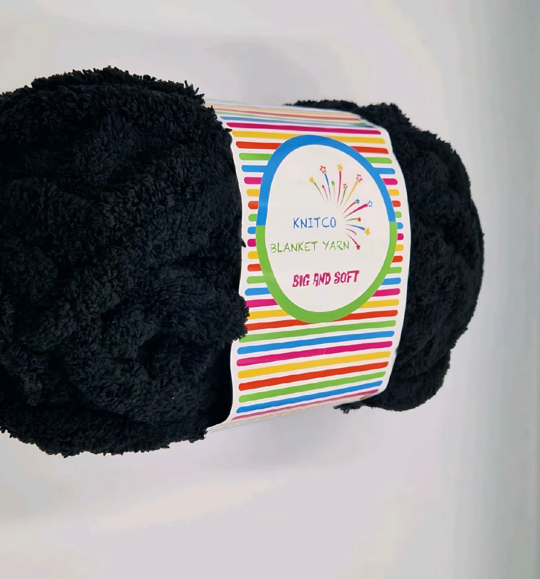 2 × 250g Knitco Big & Soft Blanket Yarn 30m
100% Polyester Knitting - Crochet Yarn