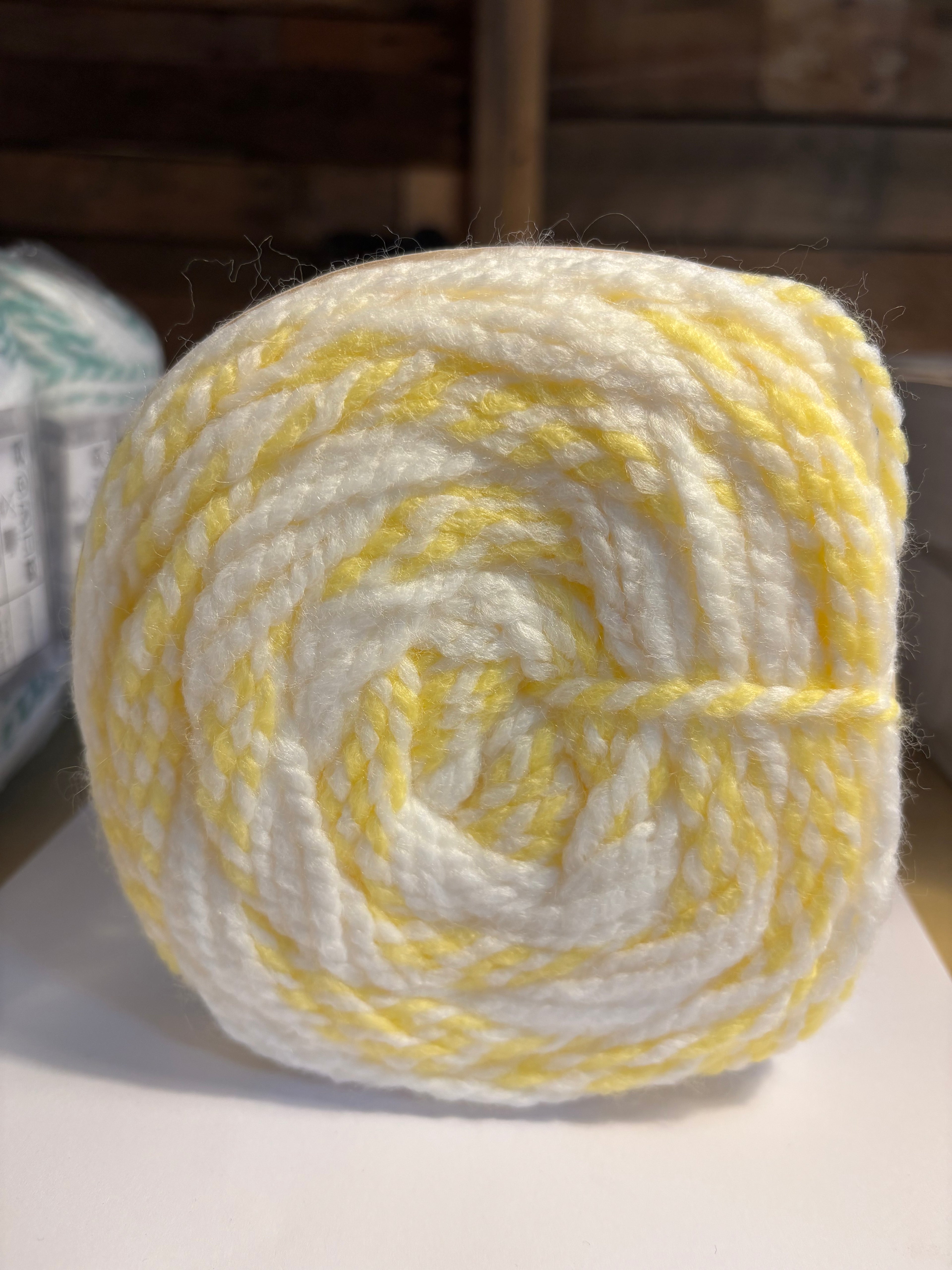 Snoozy Woozies Baby Blanket 1 x 200g Chunky Yarn