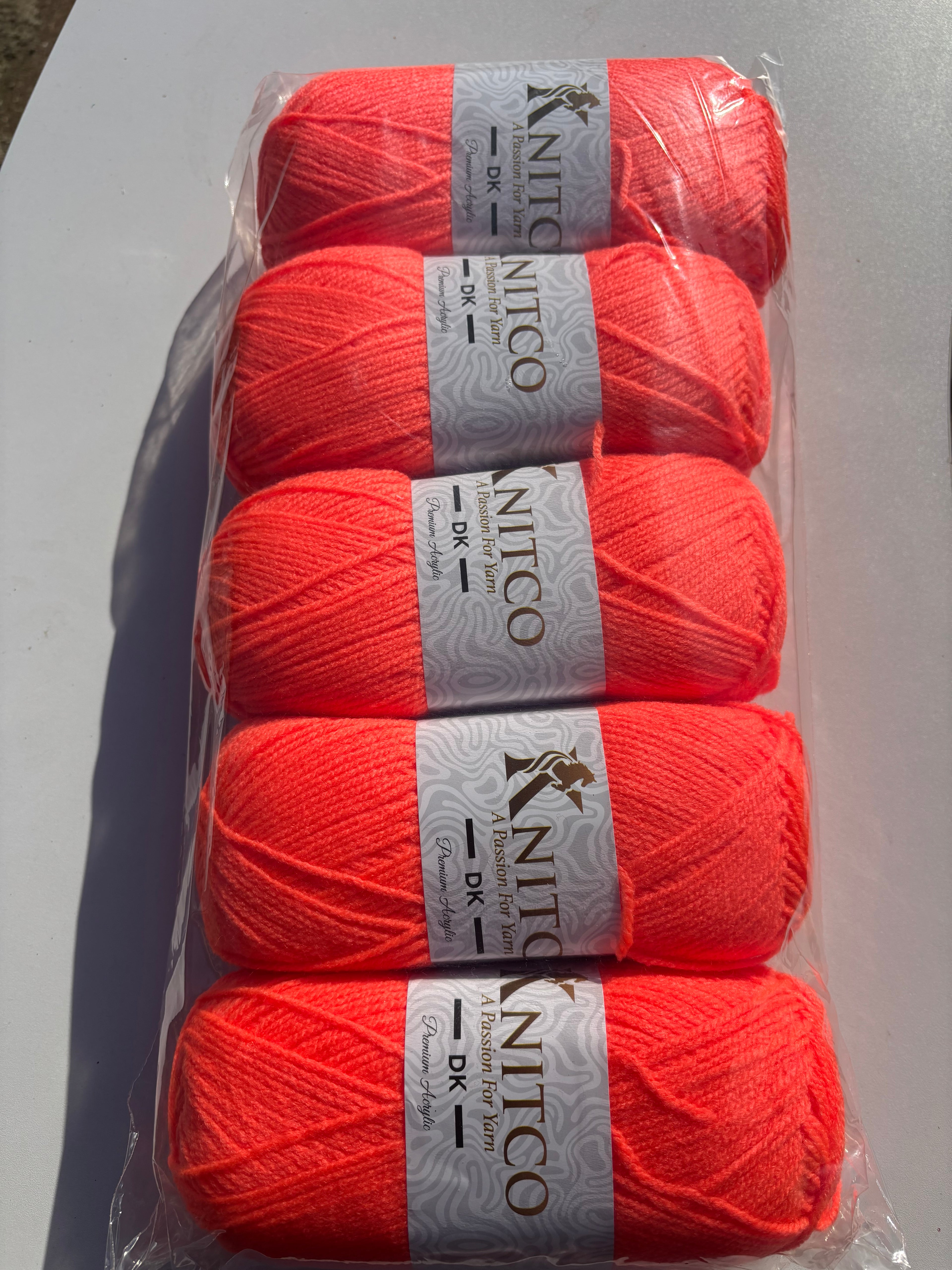 Knitco Premium DK 5 x 100g 360m Yarn Pack