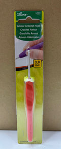 Clover Amour Crochet Hook - Varying Sizes