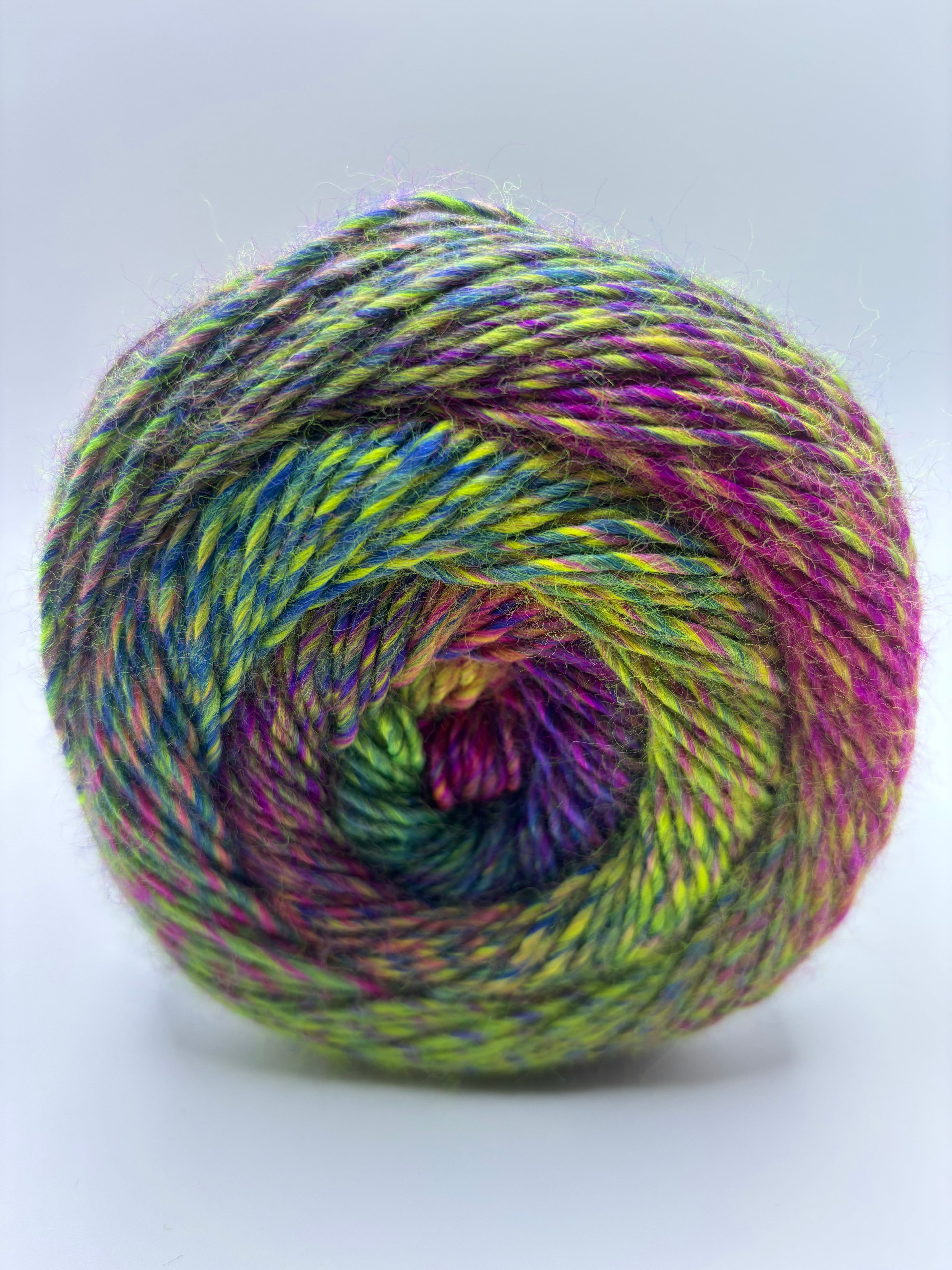 YarnArt Mirage 1 x 150g (500m) per ball 80% Acrylic 20% Wool Available in 16 Colourways