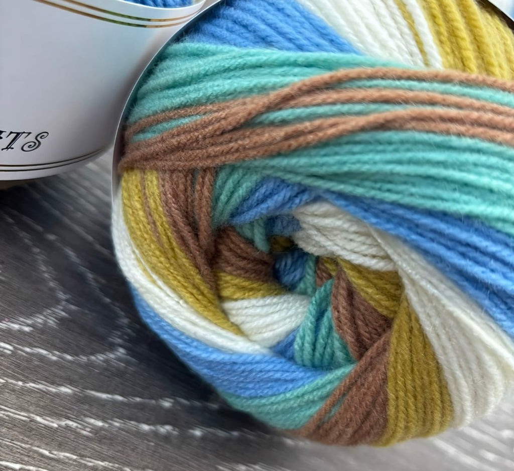 Northern Lights Knitco Cake DK 1 x 150g varigated 100% Acrylic Yarn for Knitting & Crochet Projects - 410m per skein