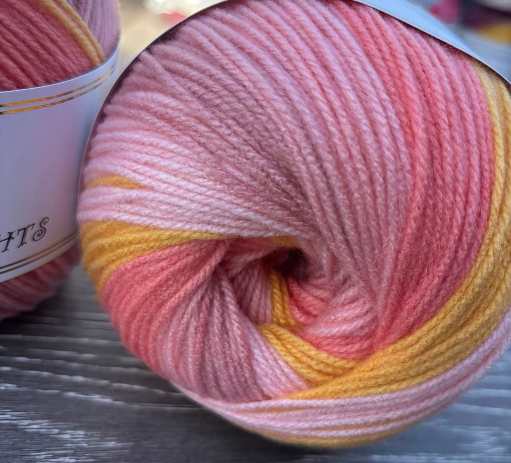 Northern Lights Knitco Cake DK 1 x 150g varigated 100% Acrylic Yarn for Knitting & Crochet Projects - 410m per skein