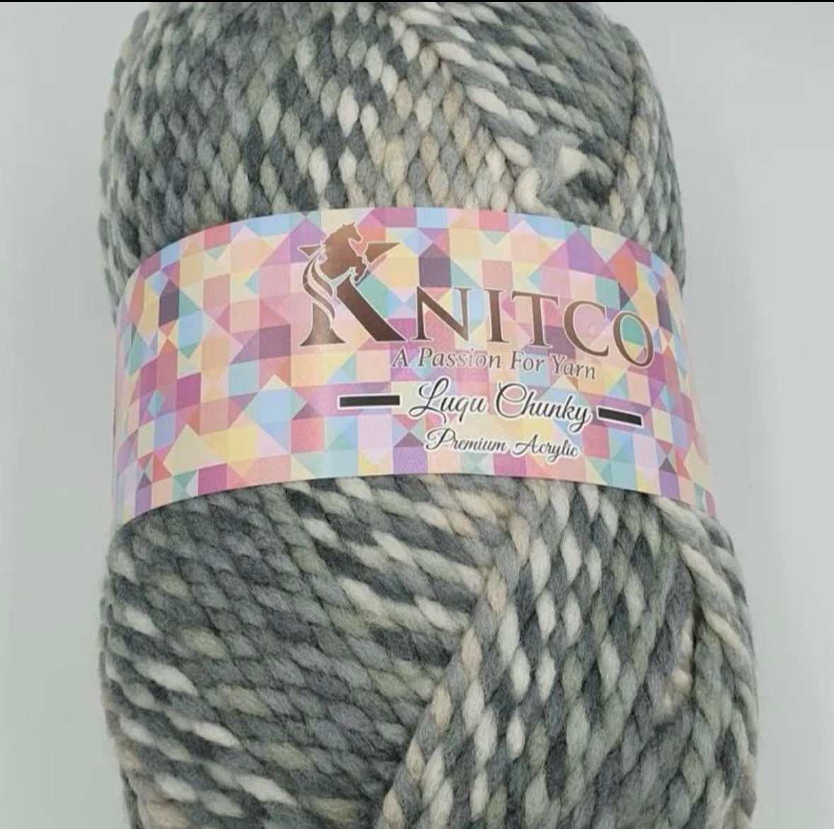 Knitco Luqu Chunky 1 x 300g Ball 195m Yarn for Crochet & Knitting Projects Soft and Warm Wool Blend - available in 11 gorgeous shades