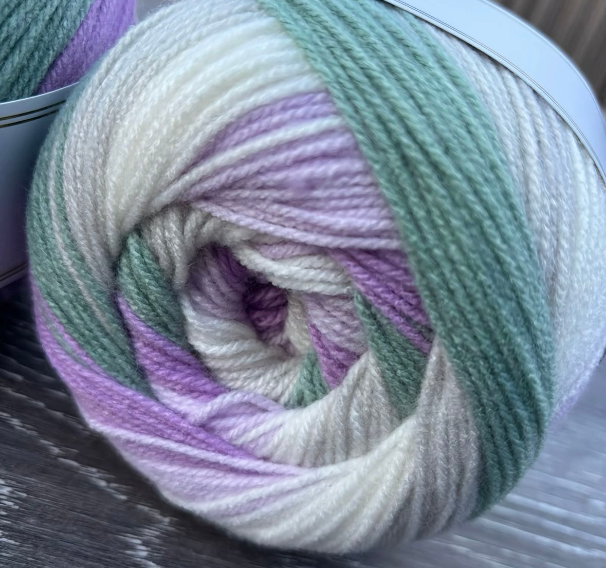 Northern Lights Knitco Cake DK 1 x 150g varigated 100% Acrylic Yarn for Knitting & Crochet Projects - 410m per skein