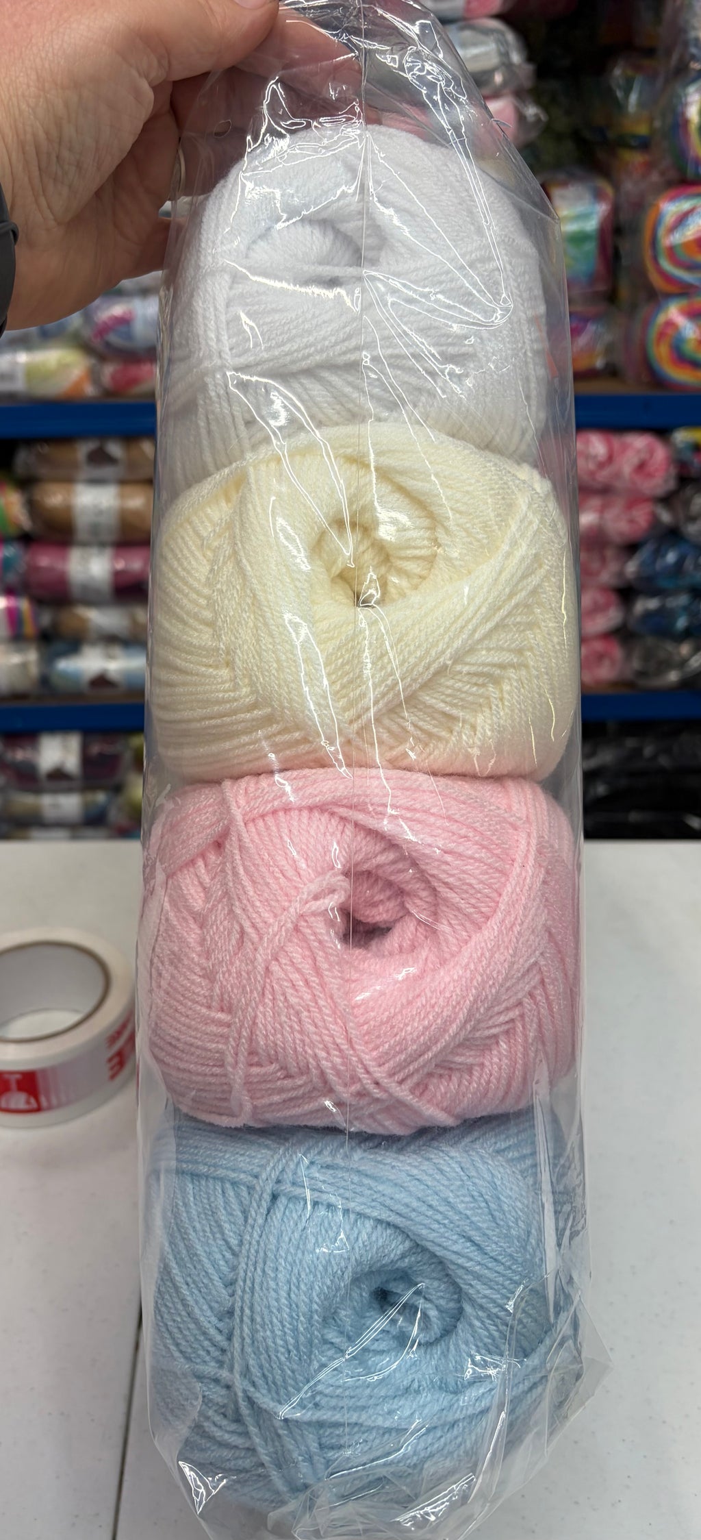 Knitco Baby Super Soft DK 4 x 250g -750m 100% acrylic Knitting crochet yarn