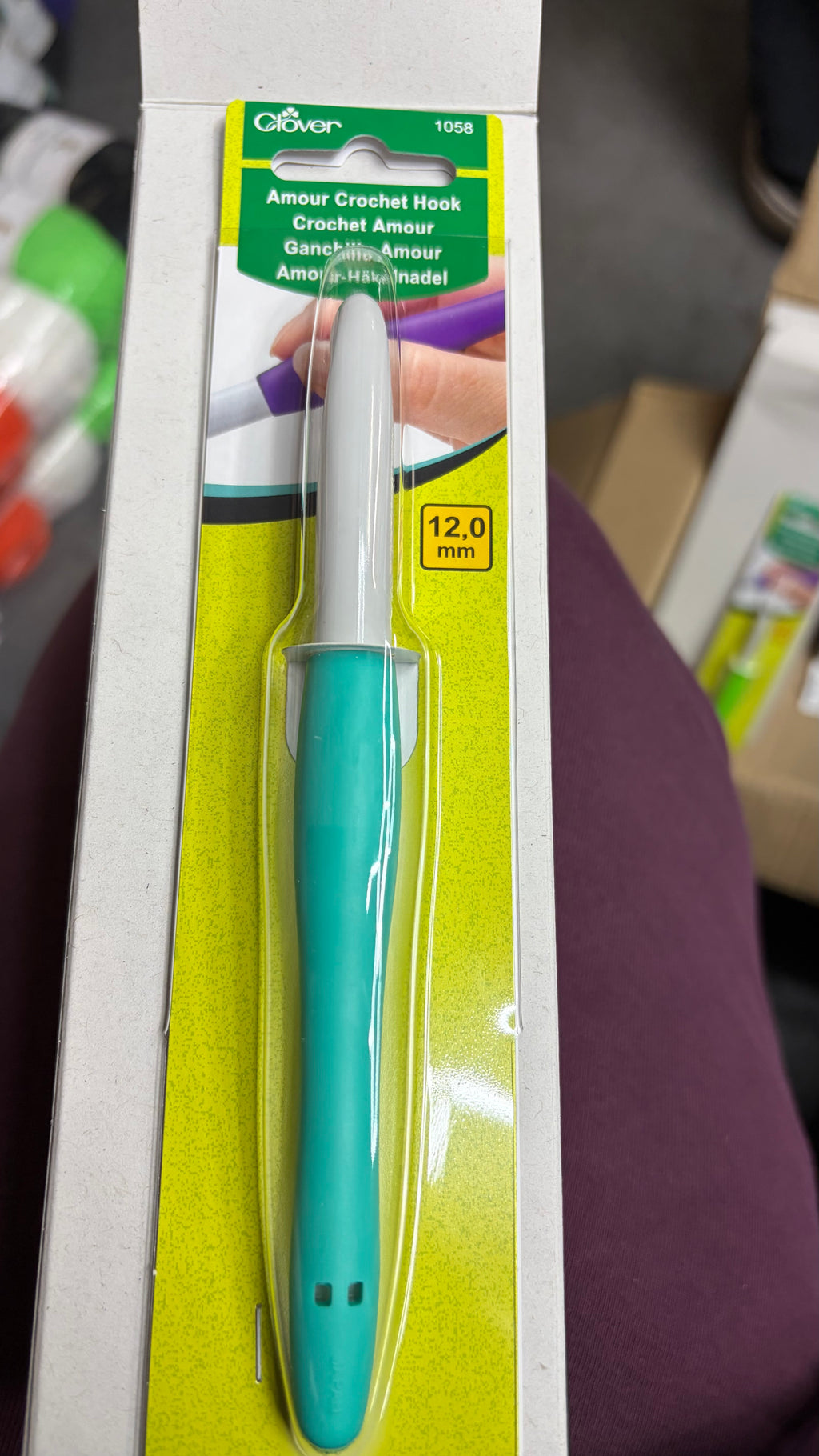 Clover Amour Crochet Hook - Varying Sizes