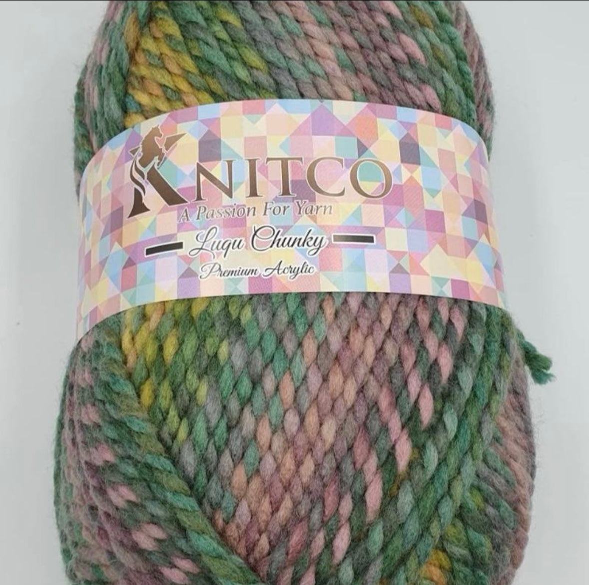 Knitco Luqu Chunky 1 x 300g Ball 195m Yarn for Crochet & Knitting Projects Soft and Warm Wool Blend - available in 11 gorgeous shades