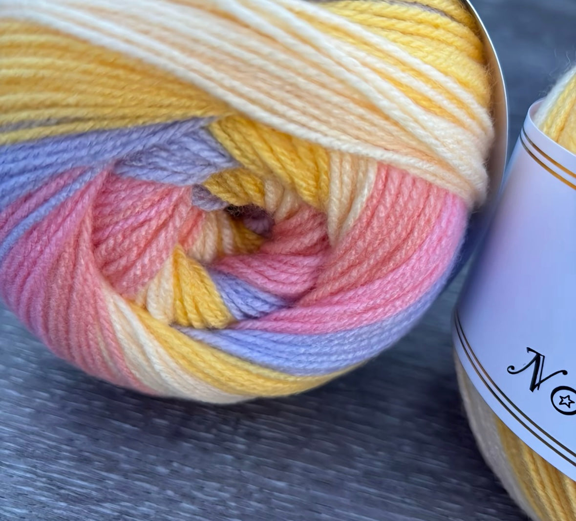 Northern Lights Knitco Cake DK 1 x 150g varigated 100% Acrylic Yarn for Knitting & Crochet Projects - 410m per skein