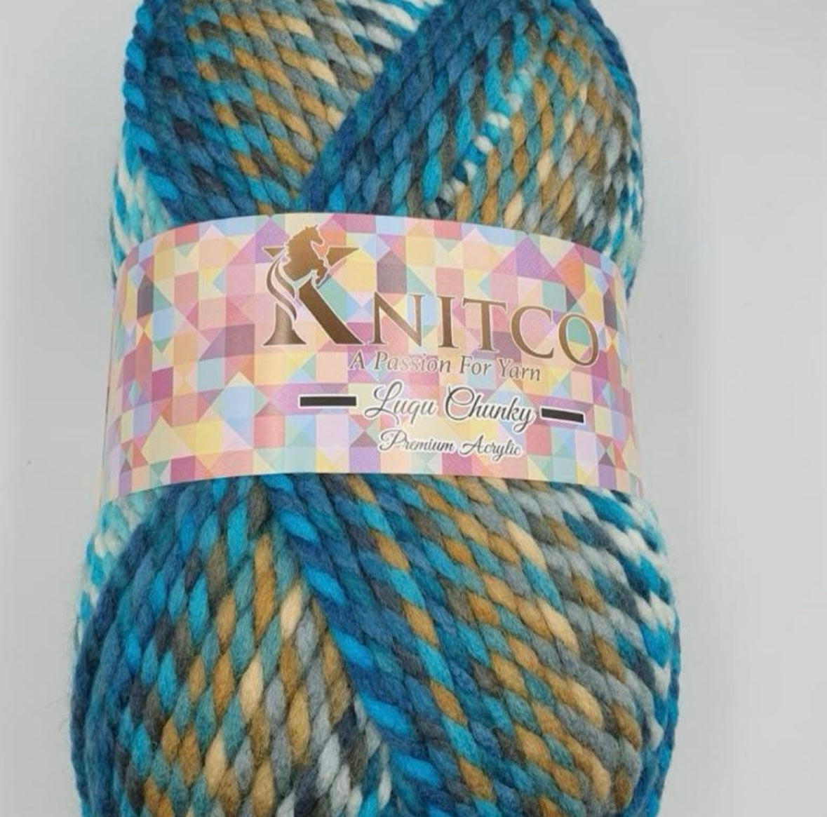 Knitco Luqu Chunky 1 x 300g Ball 195m Yarn for Crochet & Knitting Projects Soft and Warm Wool Blend - available in 11 gorgeous shades