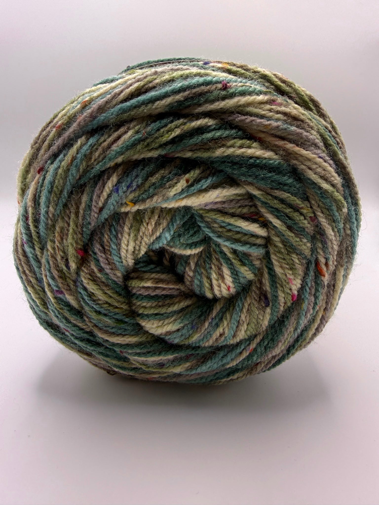 Knitco Pinstripe 1 x 300g 630m 76% Acrylic 20% Wool 4 % Viscose Crochet Knitting Yarn