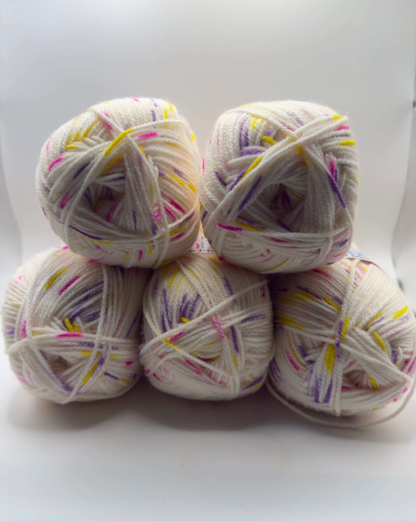 Knitco Baby Spot 5 x 100g 300m super Soft Crochet Knitting DK Yarn