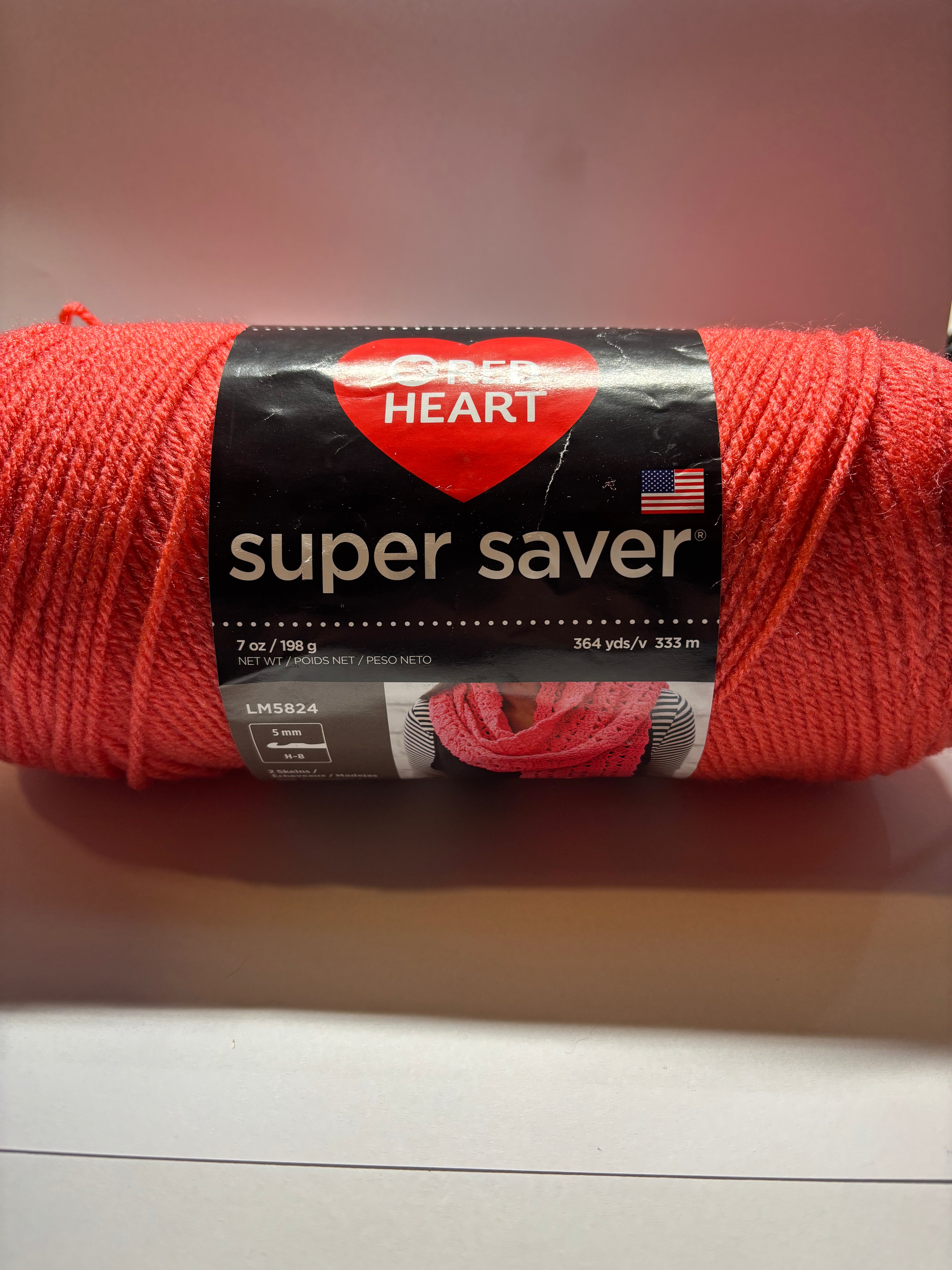Red Heart Super Saver Yarn Solid Colours 198g (7oz) 333m (364yd)